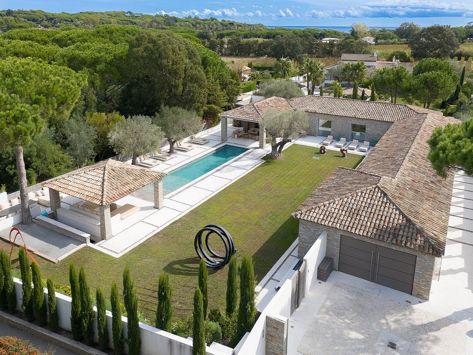 villa.stone.1